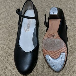 Tap shoes